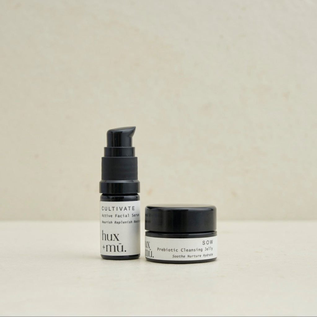 hux and mu mini mu signature ritual facial cleansing kit in neutral setting